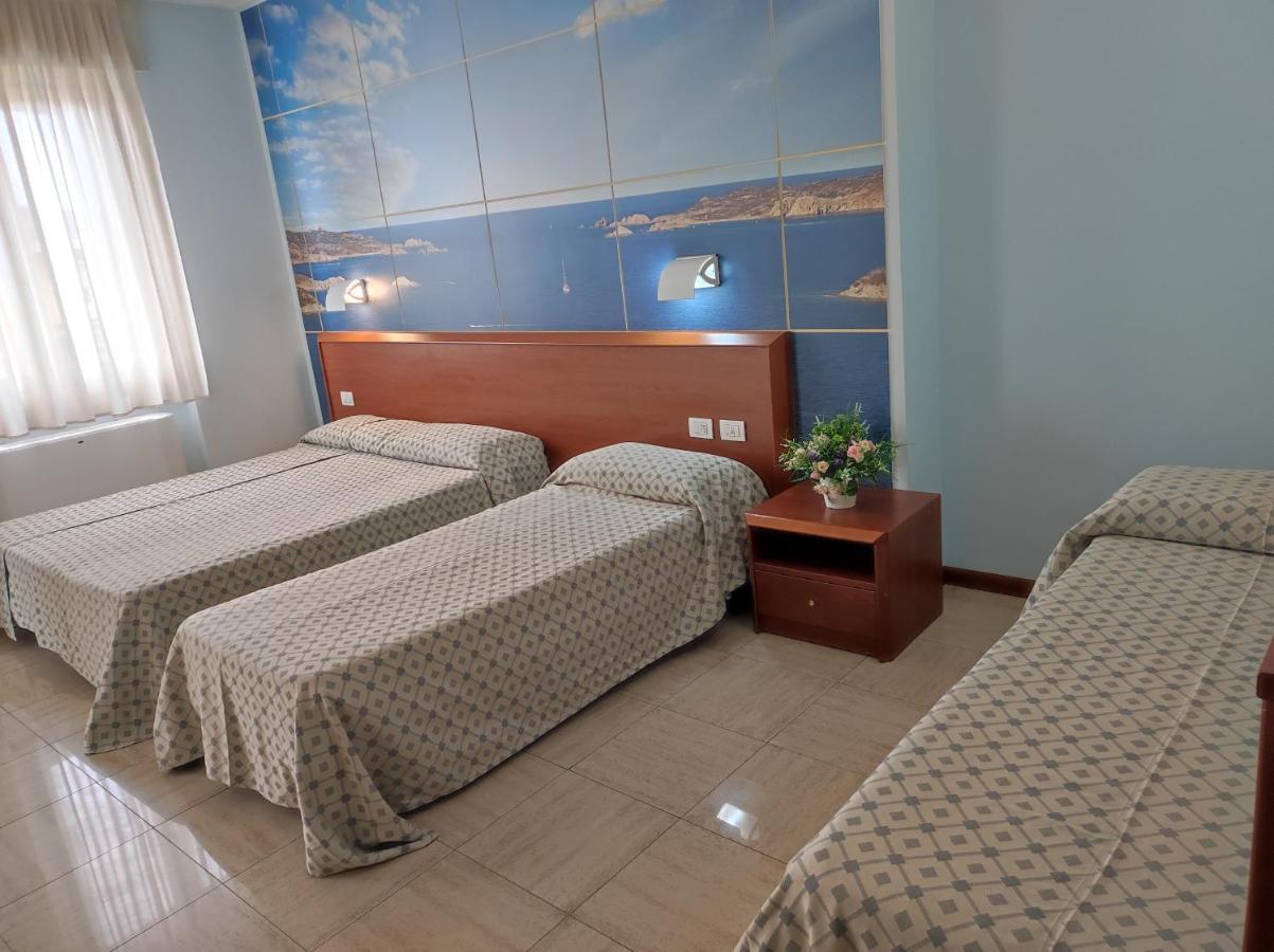 ברשה Hotel Industria מראה חיצוני תמונה