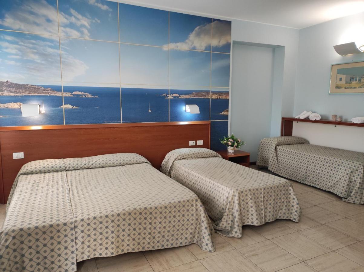 ברשה Hotel Industria מראה חיצוני תמונה